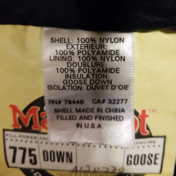 SOLD Marmot Ultralightweight sleeping bag - Picture 4 of 7